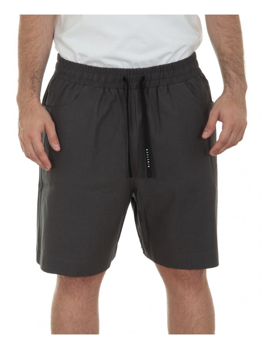 19125-1052 NINETEEN SHORT