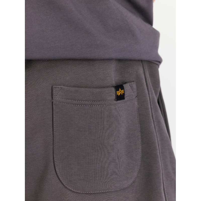 156369 684 STUDIO EDITION SHORTS