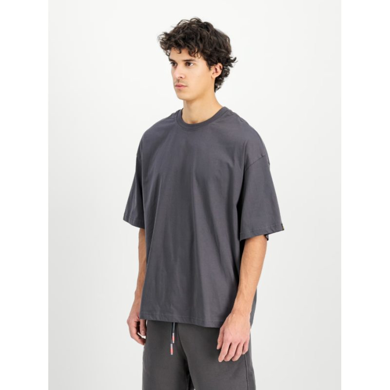 156550 684 STUDIO EDITION T