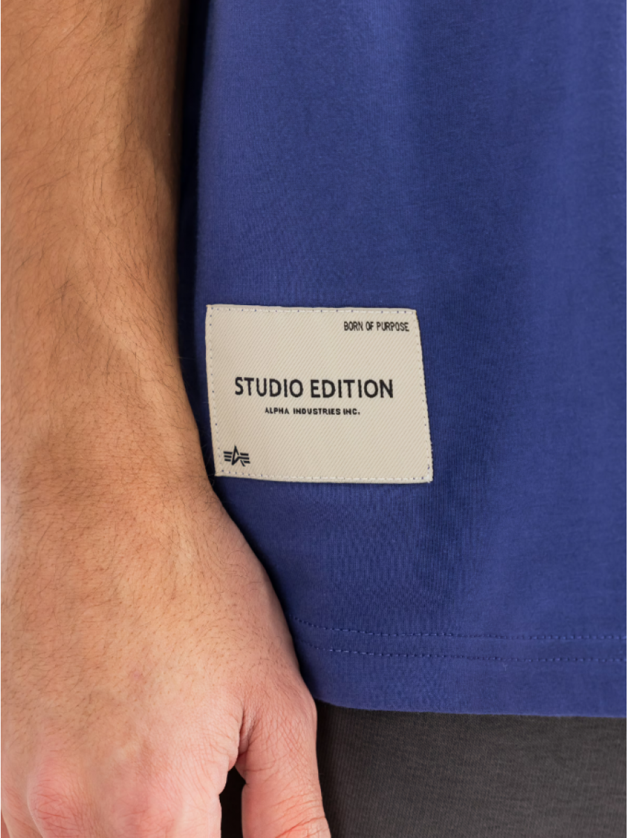 156550 735 STUDIO EDITION T