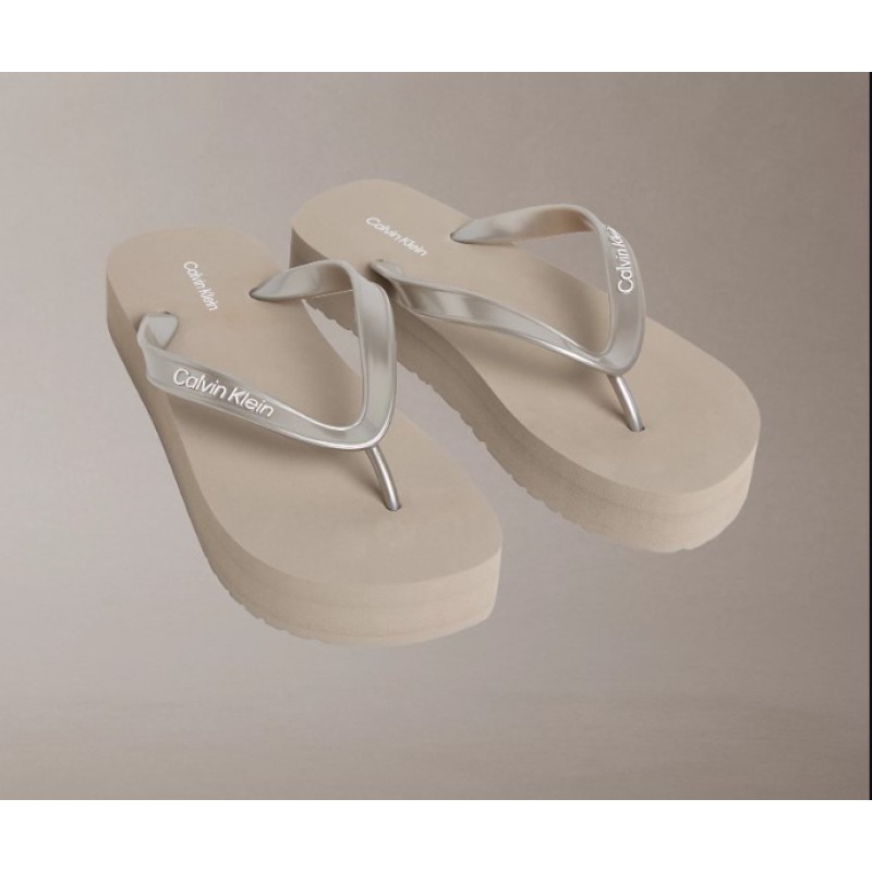 HW0HW03120 PBO FLATFORM FLIP FLOP MET TPU