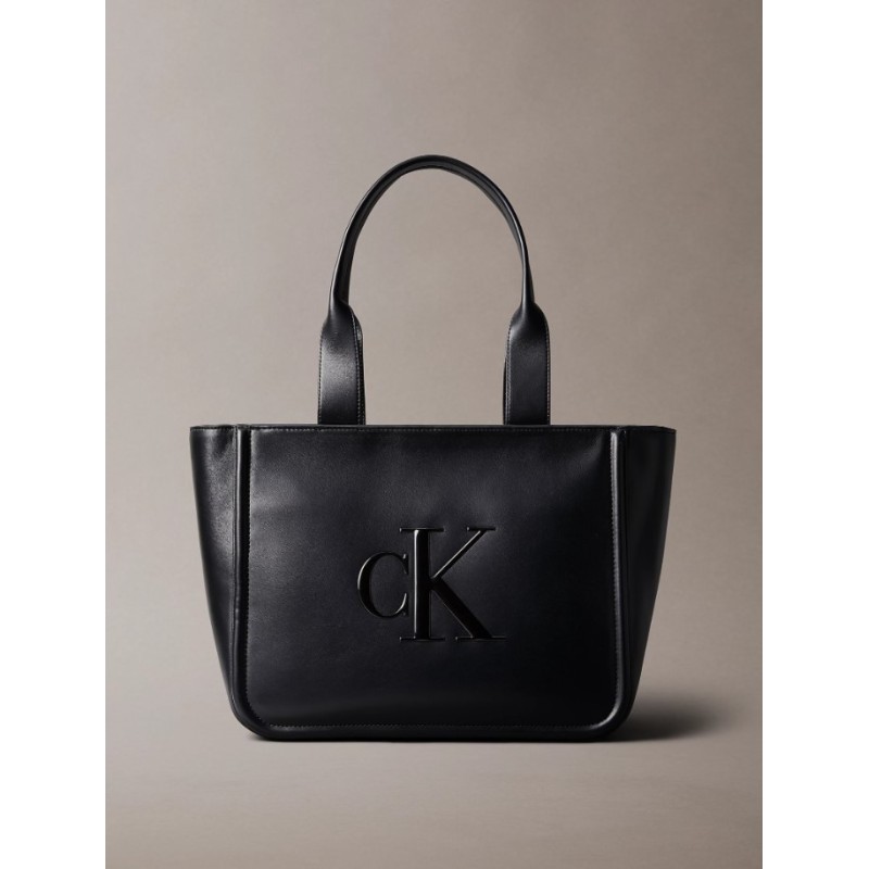 LV04F3218G UB1 RAISED CK MEDIUM TOTE