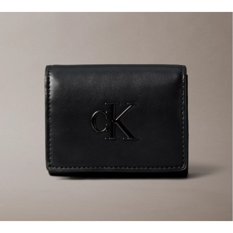 LV04F1047G UB1 RAISED CK MEDIUM BIFOLD