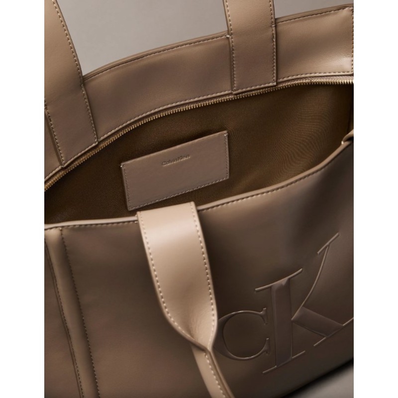 LV04F3218G VFU RAISED CK MEDIUM TOTE