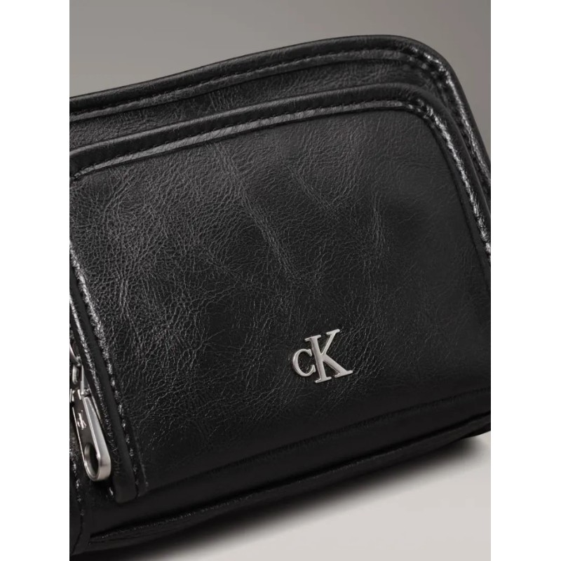 K60K613047 BEH UTILITY CAMERA BAG16