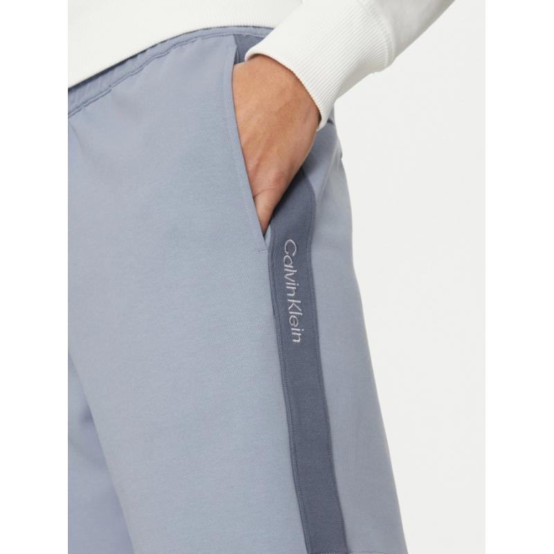 J30J327246 CKG LOGO TAPE SHORT