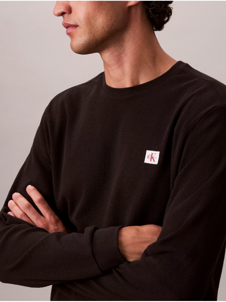 LV040EM217 UB1 LS WAFLE BADGE CREWNK TEE
