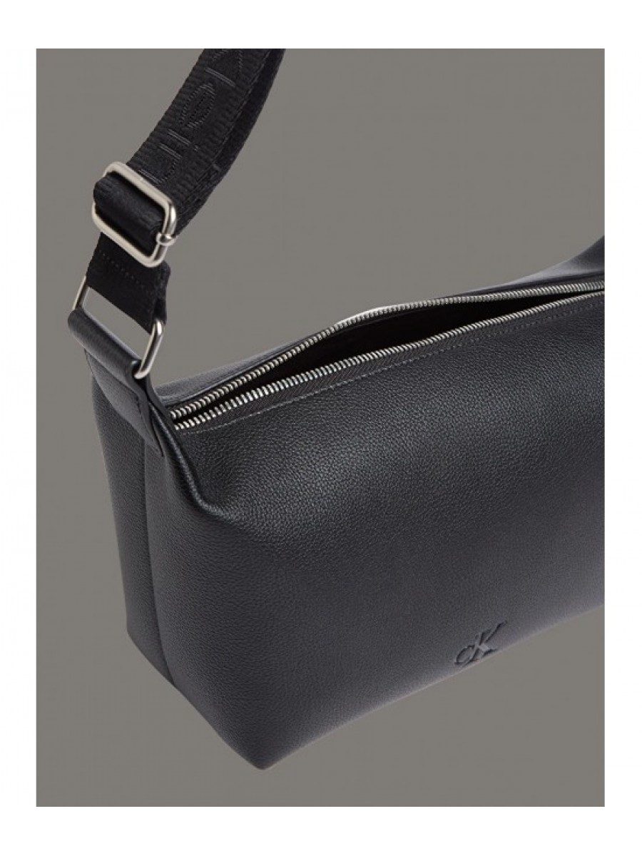 LV04K3131G UB1 ULTRALIGHT SHOULDER BAG22 PU