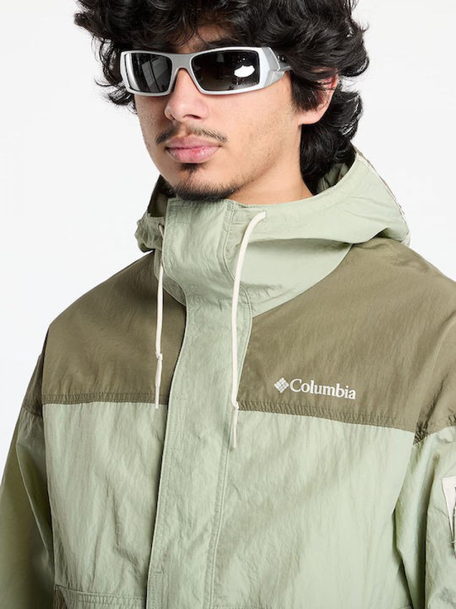 2071553-348 Challenger™ II Windbreaker