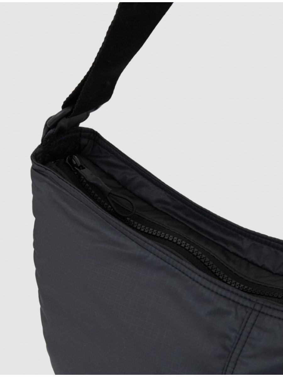 DK0A4Z6EBLK1 UNIONVILLE CROSSBODY BLACK