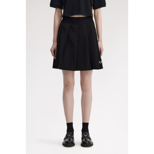 E2106 90A FRED PERRY SKIRT