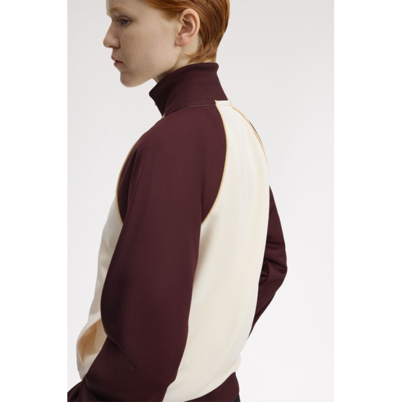 J2122 560 FRED PERRY