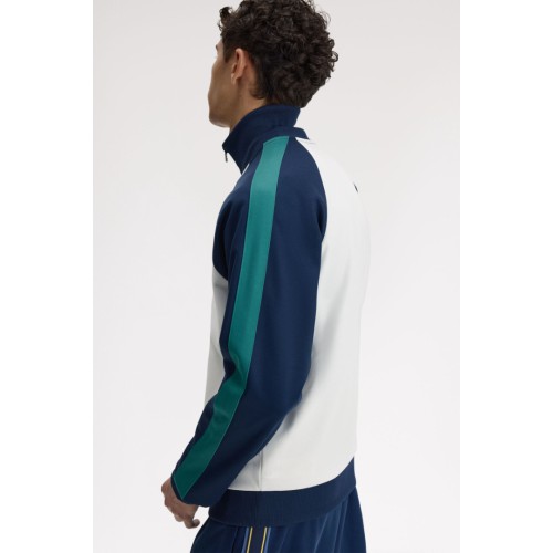 J2327 129 FRED PERRY