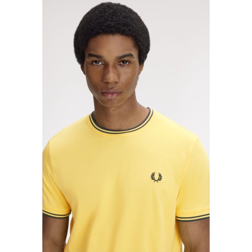 M1588 06B FRED PERRY T-SHIRT