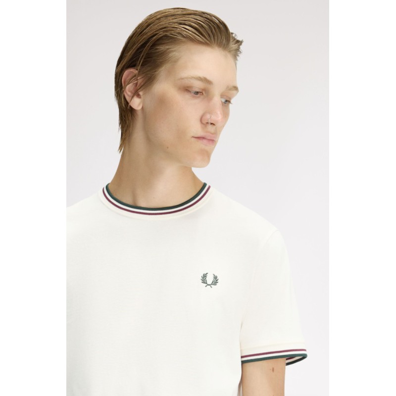 M1588 84A FRED PERRY T-SHIRT