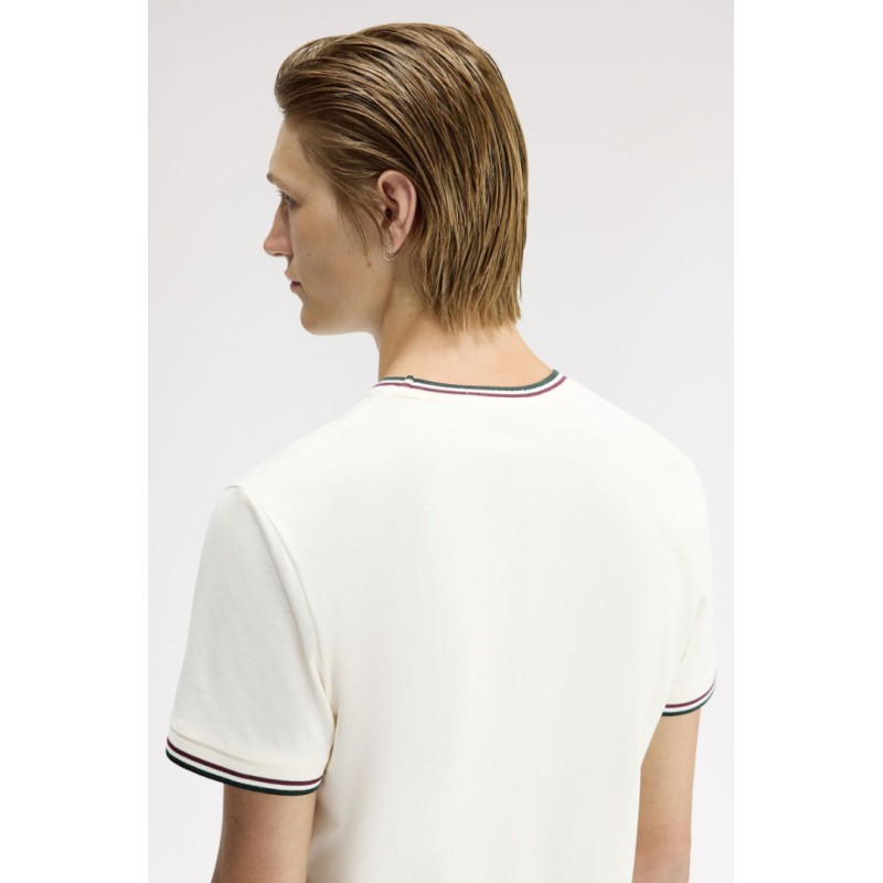 M1588 84A FRED PERRY T-SHIRT