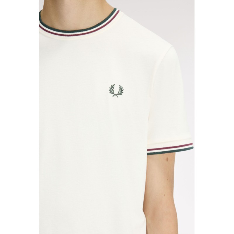 M1588 84A FRED PERRY T-SHIRT