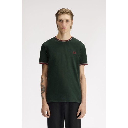 M1588 85A FRED PERRY T-SHIRT