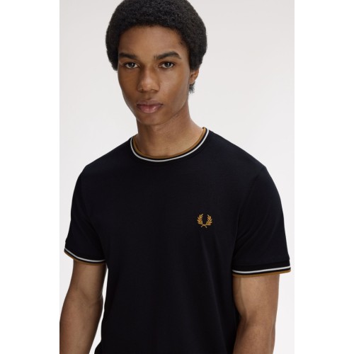 M1588 P69 FRED PERRY T-SHIRT