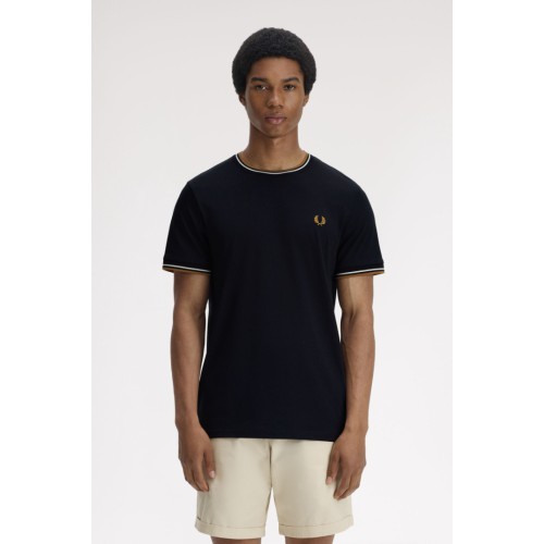 M1588 P69 FRED PERRY T-SHIRT