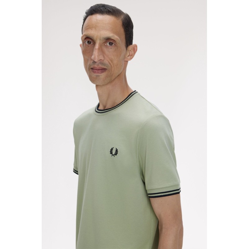 M1588 S23 FRED PERRY T-SHIRT