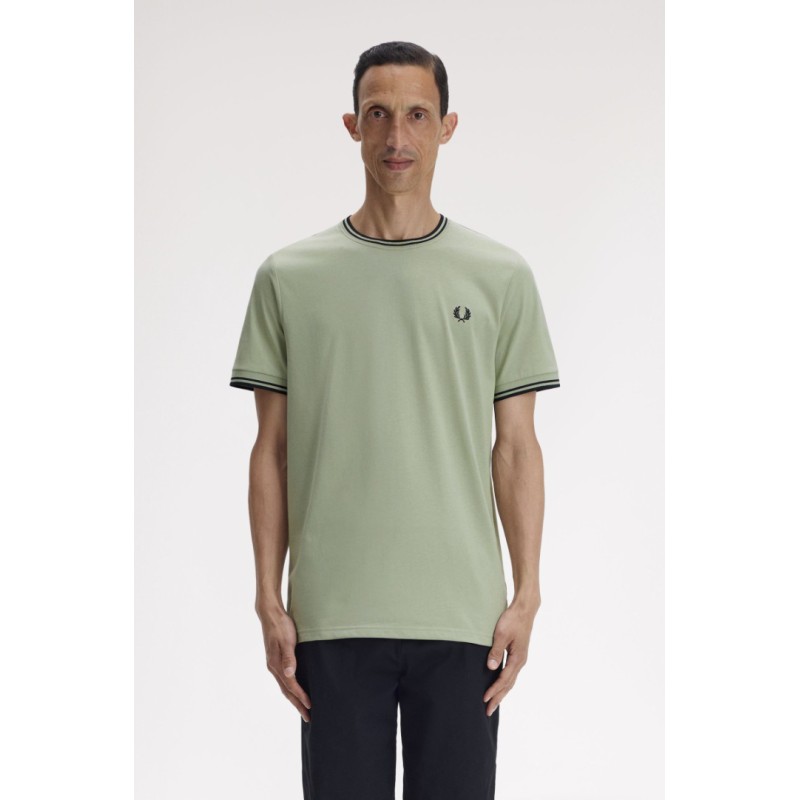 M1588 S23 FRED PERRY T-SHIRT