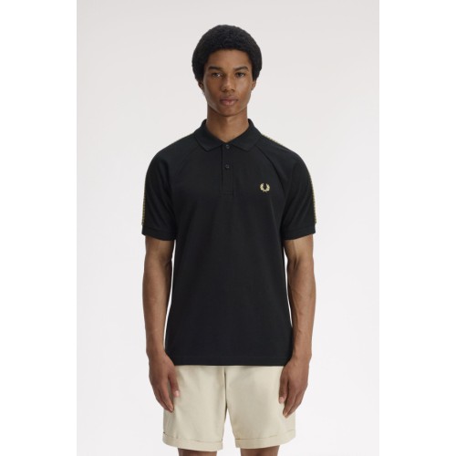 M2304 102 FRED PERRY POLO