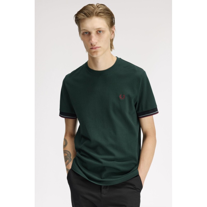 M2396 30A FRED PERRY T-SHIRT