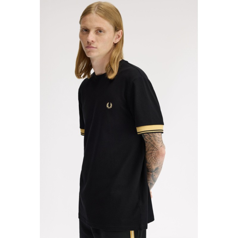 M2396 90A FRED PERRY T-SHIRT
