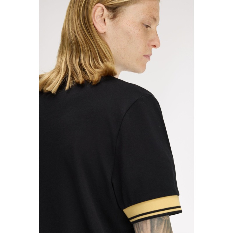 M2396 90A FRED PERRY T-SHIRT
