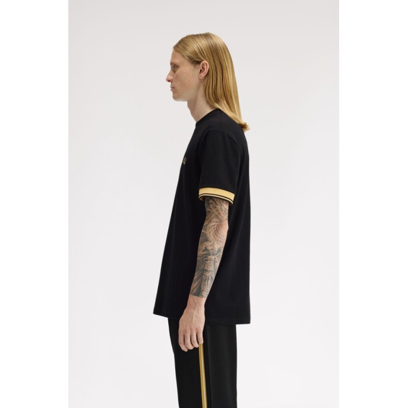 M2396 90A FRED PERRY T-SHIRT
