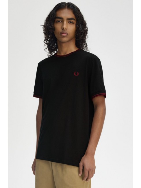 M1588 Y42 FRED PERRY T-SHIRT