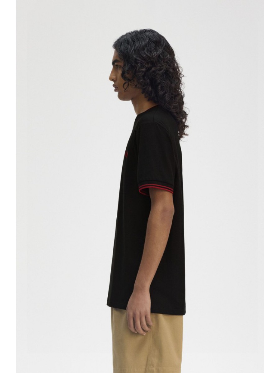 M1588 Y42 FRED PERRY T-SHIRT