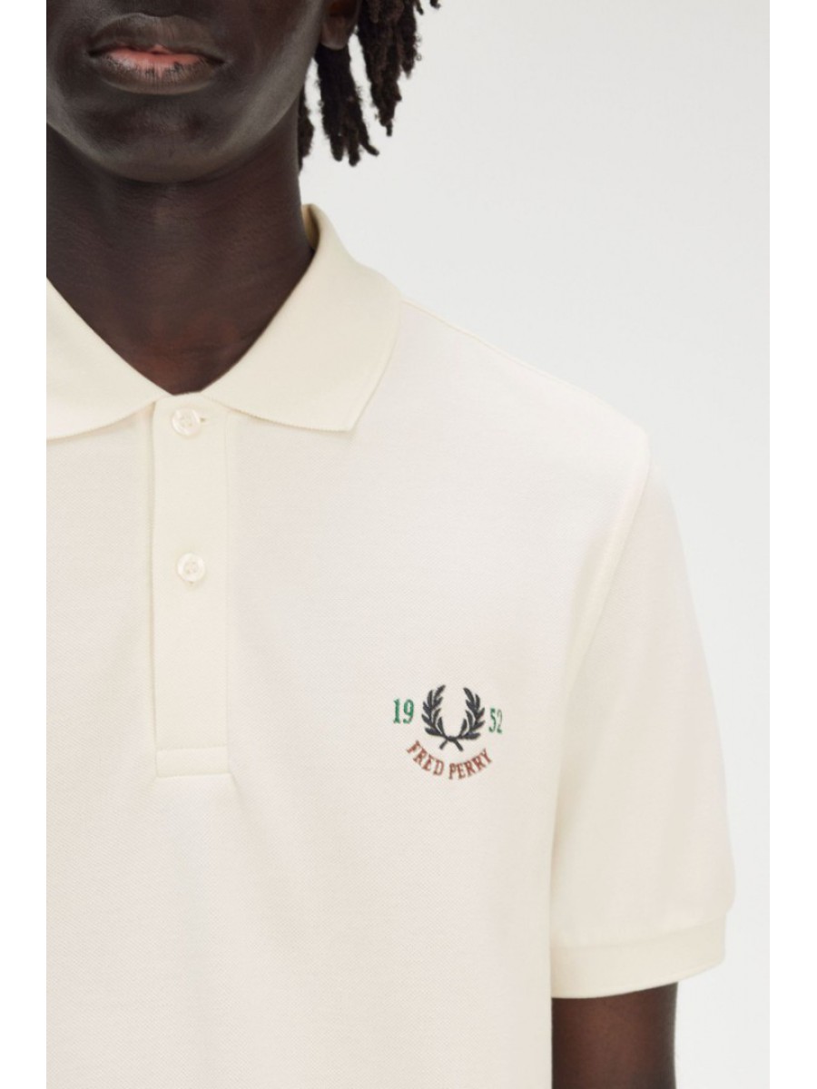 M9834 560 FRED PERRY POLO