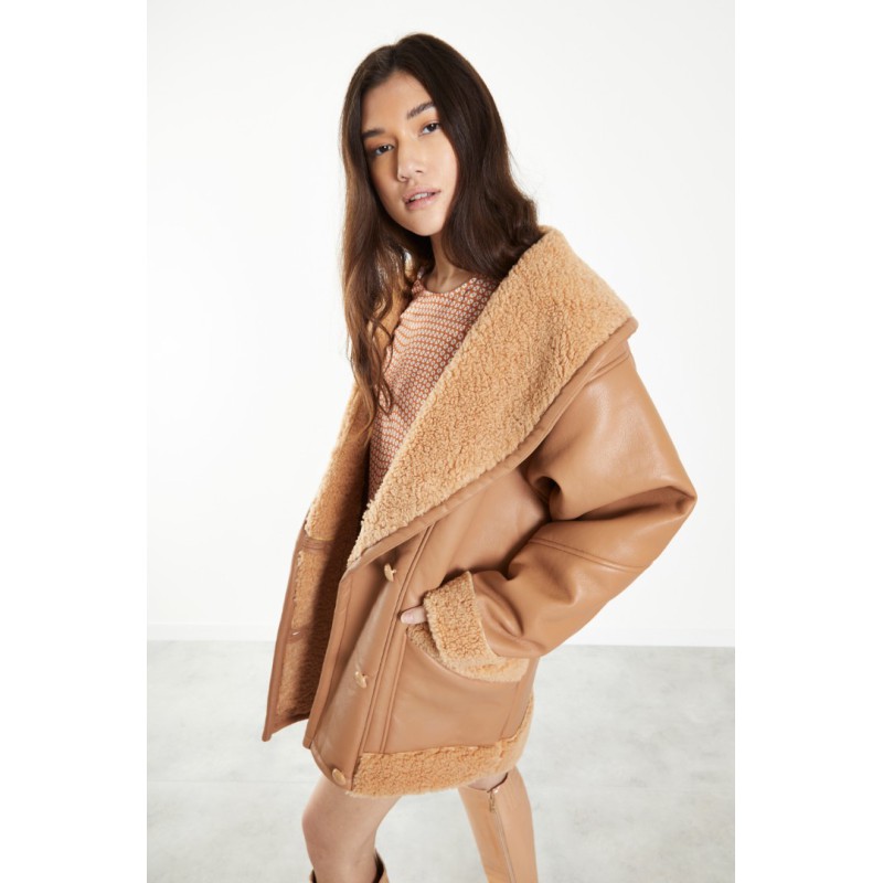 KA6865 GLAMOROUS WOMAN - COAT
