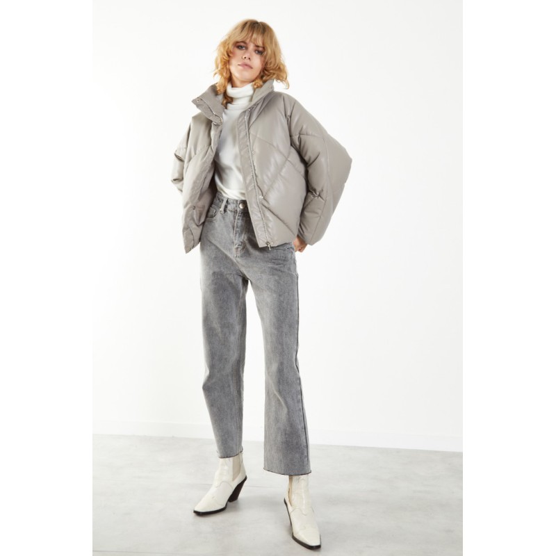 KA6941 GLAMOROUS WOMAN-COAT
