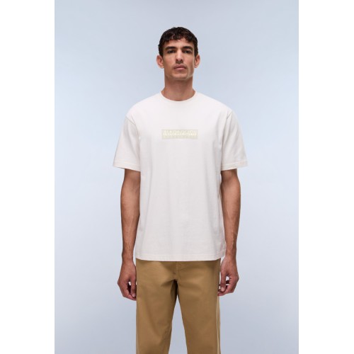 NP0A4IFLN1A1 S-BOX LOGO SS 1 WHITE WHISPER