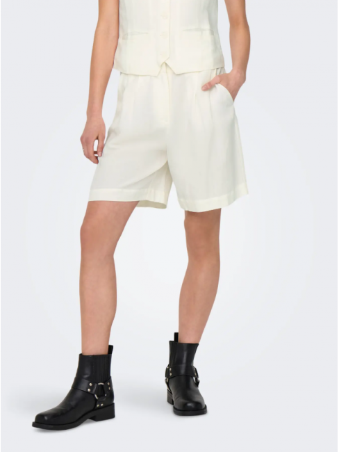 15348130 ONLWINDY LIFE HW LINEN BL SHORTS TLR
