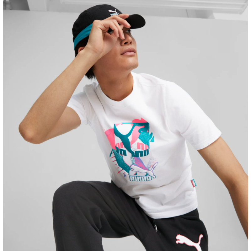 536108 02 FANDOM GRAPHIC TEE