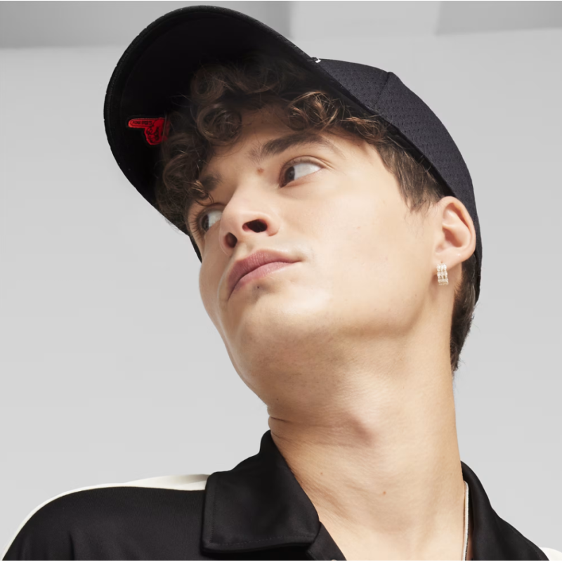 025143 01 HOMETOWN HEROES BB CAP 6