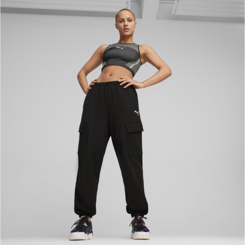 624297 01 DARE TO RELAXED CARGO SWEATPANTS