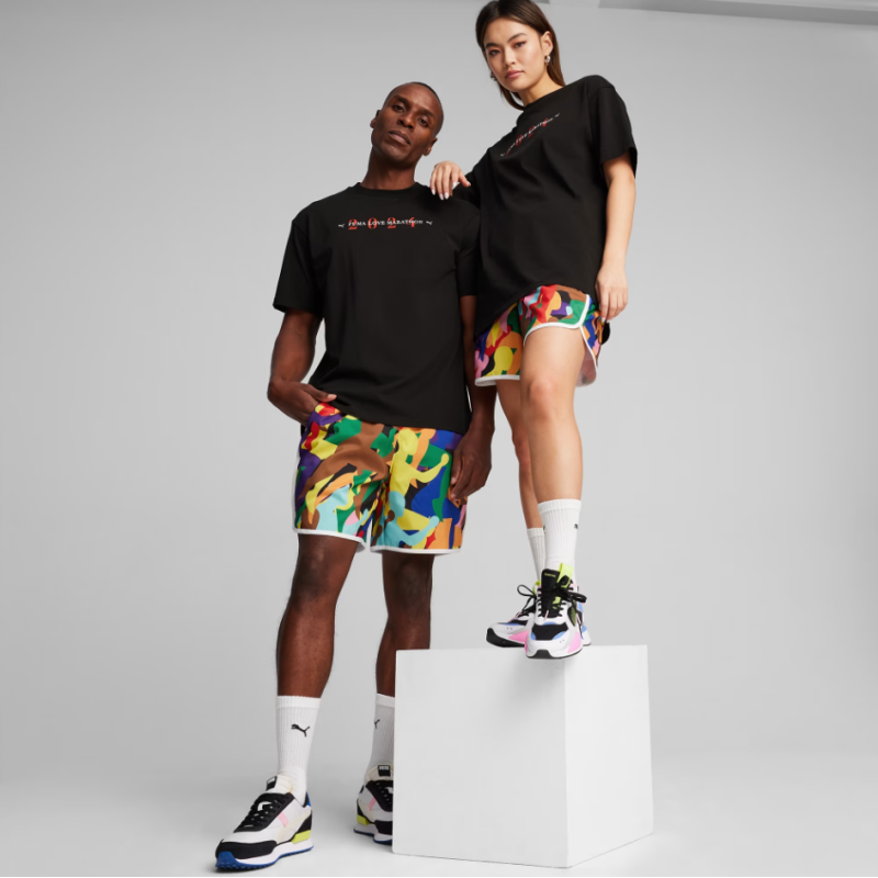 624411 01 CLASSICS LOVE MARATHON SHORTS