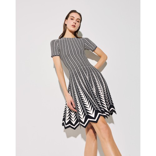 TM0737 ALAIA KNIT DRESS BLACK/OFF WHITE