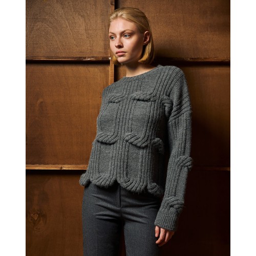 TM0702 CABLE KNIT SWEATER