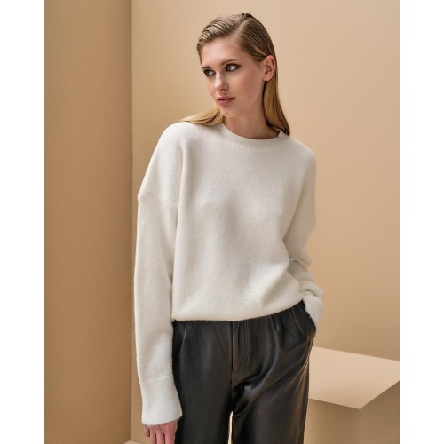 TM0822 OVERSIZED ROUND NECK KNIT SWEATER