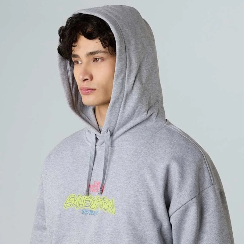 NF0A8E3FDYX1 U EXPEDITION CELEBRATION OVERSIZED HOODIE TNF LIGHT GREY