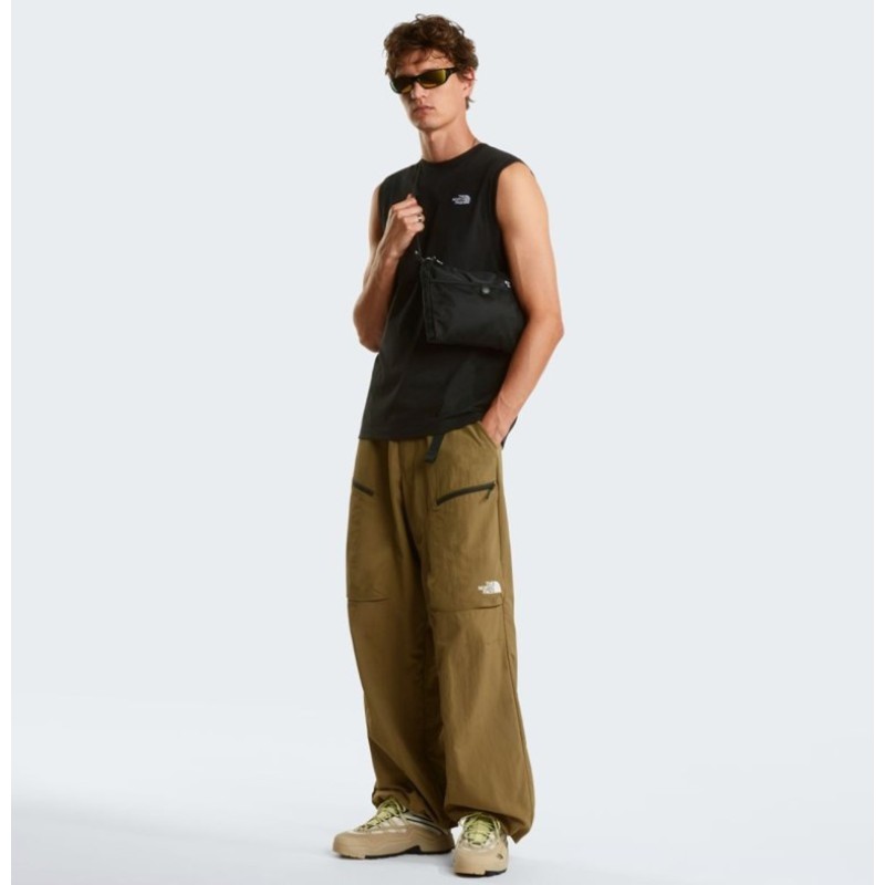 NF0A8FD4JK31 M EVOLUTION SIMPLE DOME TANK TNF BLACK