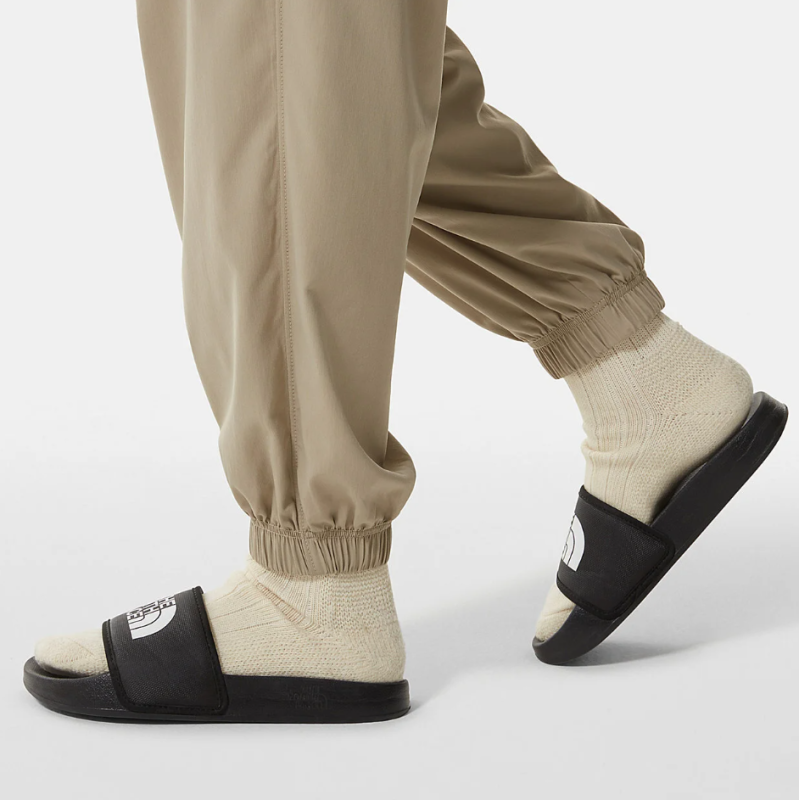 NF0A4T2SKY41 W BASECAMP SLIDE III TNFBLACK/TNFWHT