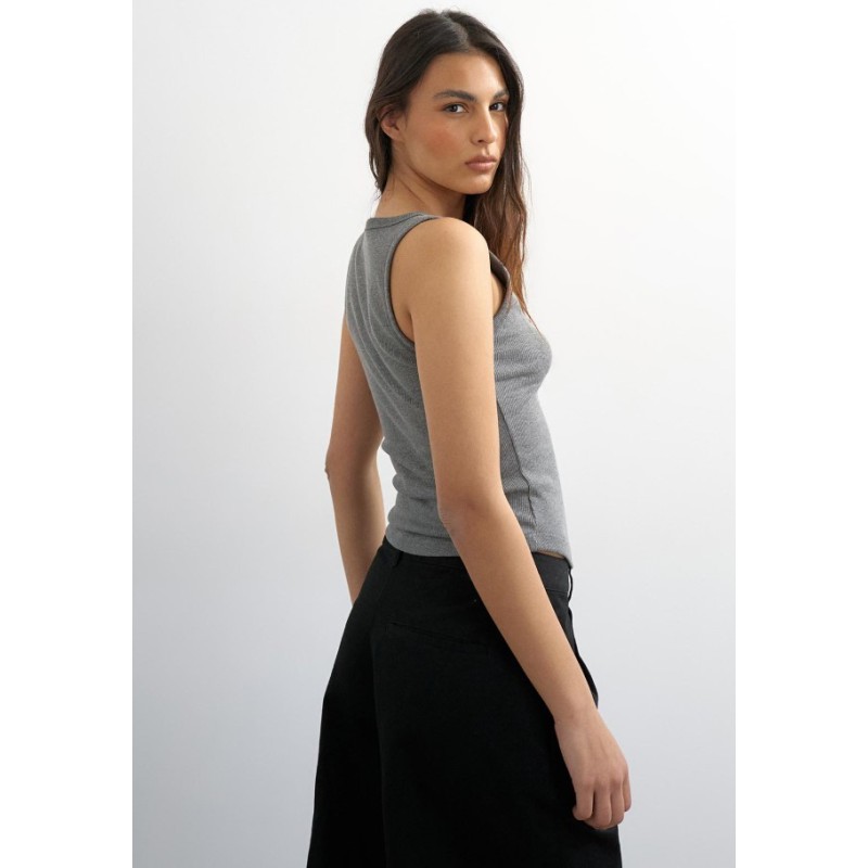 31001063 TSBRITT SL RIB SCOOP CURVE HEM VEST JRS