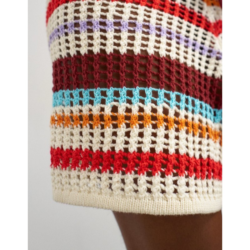 31001103 TSKAIA HR CROCHET STRIPPED KNIT SHORTS